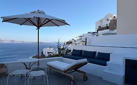 Chelidonia Luxury Suites
